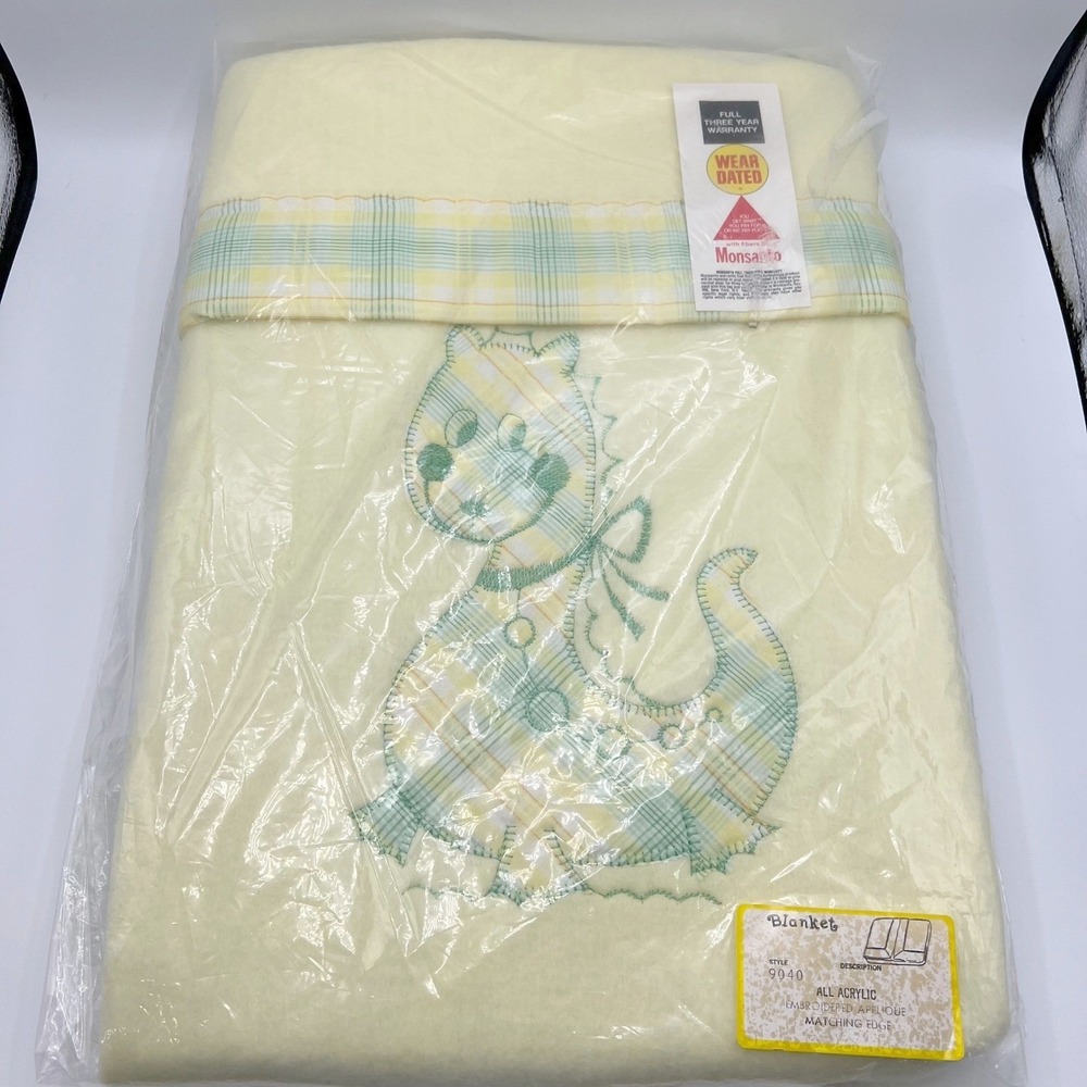 Vintage Quiltex Dinosaur Baby Blanket Yellow Applique Plaid Acrylic Union Label